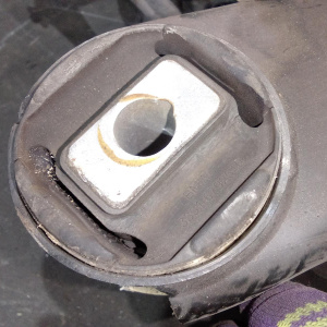 Балка BMW 3-Series F30 320d акпп, в сборе, стаб D=12, редуктор I=2,81 7605589 33108485723 '2012