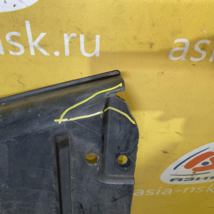 Защита днища кузова BMW 3-Series F30 R '2013 середина под задним бампером, дефект 51717293610