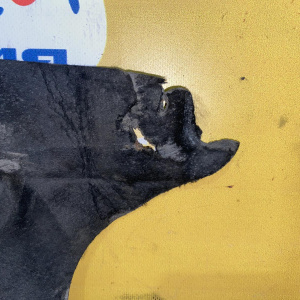 Защита днища кузова BMW 3-Series F30 перед, лев '2013 дефект 51757241833