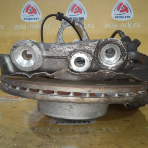 Ступица BMW 3-Series F30 '2013 перед, прав в сборе 31216792288