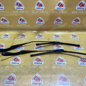 Держатель дворника BMW 3-Series F30 '2013 Правый руль, пара 61619465077 61619465076