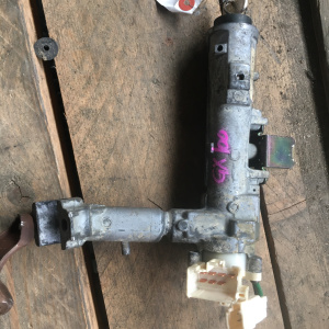 Замок зажигания TOYOTA GX100/JZX100 дефект разъема 45020-22-15