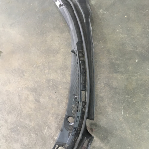 Решетка под лобовое стекло Honda Freed GB3 74200-SYY-00-50