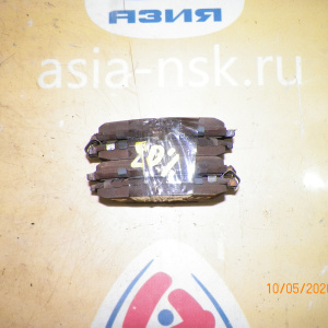 Колодки тормозные Toyota/Lexus Prius#CT200h ZVW30/ZVW35/ZWA10 Комплект-4штуки. Остаток-80%. F 04465-47070