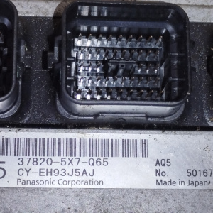Компьютер Nissan Qashqai 23710BB58E / 0281019035 R9M J10 2WD m/t '07.2011-08.2013