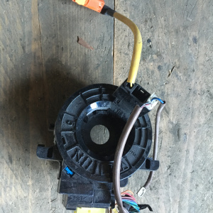 Шлейф подрулевой TOYOTA GSR50 Estima 89245-33040