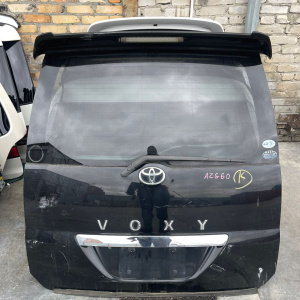 Дверь задняя TOYOTA Noah/Voxy AZR60 спойлер