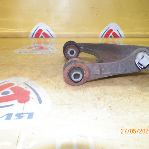 Рычаг Subaru BS9/BSD/BSF/BSG/BN9/BNF/BNG/BRF/BMF/BMM/SJ5/SJ9/SJD/SJG/GP3/GP7/GT3/GT7 Outback/Legacy/Forester зад, прав в 4WD Чугунный. 20252SG000.20252SG001