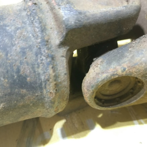Кардан Subaru SF5/SF9 Forester EJ205 A/T/4WD/НА ШРУСЕ 27031-FC041