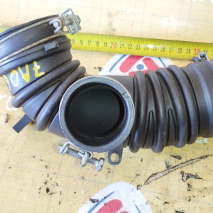 Гофра впускного коллектора Toyota 3S-FSE Nadia SXN10 резиновая 17881-7A060