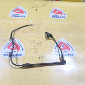 Датчик ABS Subaru Forester SF5/SF9 зад, прав EJ20 27540FC000