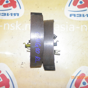 Колодки тормозные Nissan Sunny/Bluebird Sylphy FNB15/QNG10/PM12/RM12/N30 4WD в сборе с пружинками. зад, лев AY360-NS091
