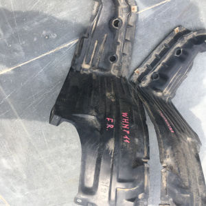 Подкрылок NISSAN Primera WHNP11 перед, прав 63842-2J500