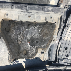 Защита двигателя Nissan NT31 X-Trail M9R 75890 JG70A
