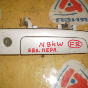Ручка двери Mitsubishi Chariot Grandis N94W перед, прав