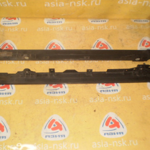 Крепление радиатора Toyota Tundra USK56 (2 штуки) Комплект AA022460-989