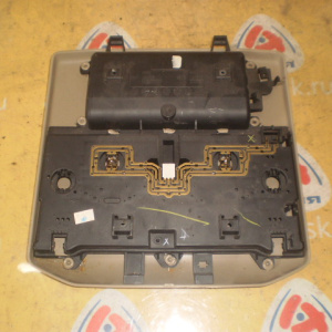 Плафон салонный Toyota Tundra USK56