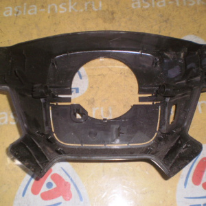 Кожух рулевой колонки Toyota Tundra USK56 Низ 45184-0C030