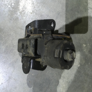 Подушка двигателя Toyota 1ZZ Voltz ZZE138 4WD перед, лев