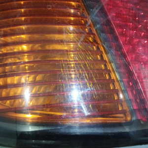 Стоп NISSAN 4893 L Bassara U30 Дефект стекла