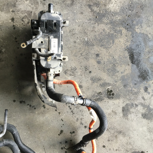 Подогреватель антифриза Nissan Leaf ZE0 27143-0501RET