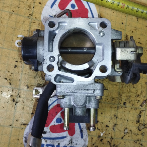 Заслонка дроссельная Toyota 4E/5E-FE Raum/Caldina/Corsa/Tercel/Corolla II/Starlet/Sprinter EXZ10/ET196/EL50/EP90 22210-11600 КАТ. ПРОБЕГ 45 т.км. ( 22