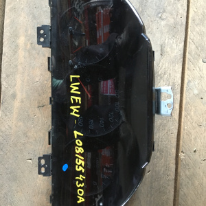 Панель приборов Mazda MPV LWEW L081 55 430A  157510-0200