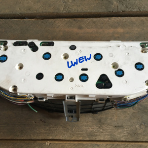 Панель приборов Mazda MPV LWEW L081 55 430A  157510-0200