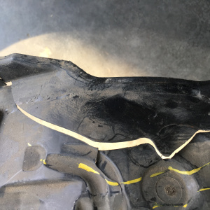 Подкрылок SUBARU Forester SH5 перед, прав дефект 59120-SC000