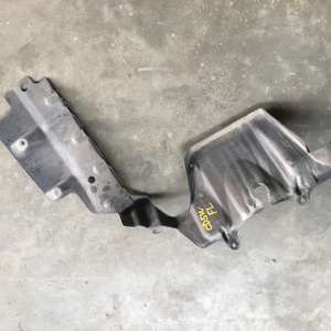 Защита двигателя Mitsubishi CD5W Lancer/Libero L MB826679  MB889067