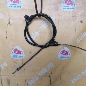 Тросик Ручника Mitsubishi EA1A Galant/Legnum зад, прав 2WD Барабанные тормоза. 4 шпильки. MR205489