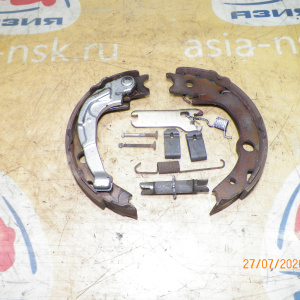 Колодки тормозные(ручника) Toyota Vista/Celica SV50/SV55/AZV50/AZV55/ZZT230/ZZT231/ZZE127/ZZE128/ZZE137 Дисковые тормоза.Стояночного тормоза. В сборе