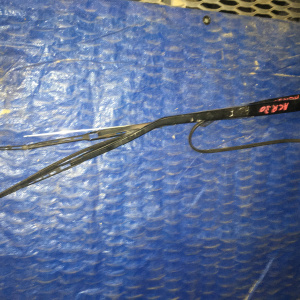 Держатель дворника Toyota Estima ACR30/40 F пара