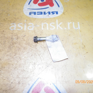 Болт крепления стойки Mazda Capella GWEW/GW8W/GF8P/CG2SP/BHALP/BG3P/BG5P/BK5P/BK3P/CP8W/CPEW/LWEW н F=R. Толщина-12мм. Длинна-74мм. 9YA021231A
