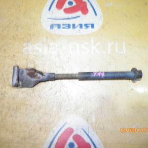 Болт крепления запасного колеса Nissan AD/Wingroad Y11/W11 R В сборе. 57235-WA400.57220-WA400.57230-W2701