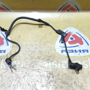 Датчик ABS Toyota Estima Emina TCR20 перед, прав НЕТ ФИШКИ 2TZ 89542-28060