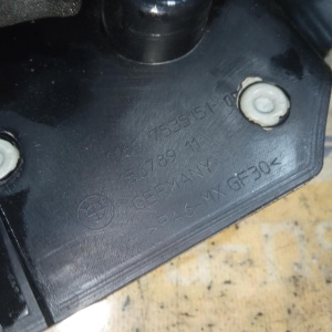 Накладка декоративная на двс BMW N62N/N62B48B 7-Series E65 '2007 11617535151