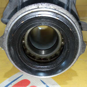 Кронштейн редуктора BMW E84 X1 N20B20A '2012 31537527386, 31537527385