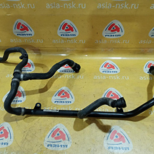 Патрубок системы охлаждения BMW 17127612452 X1 E84 N20B20A '2012 н снизу, сломано одно крепление