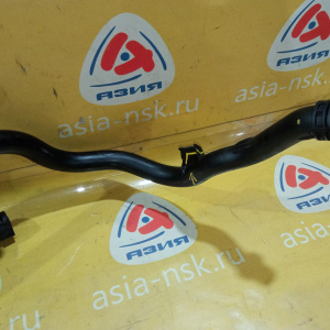 Патрубок системы охлаждения BMW 17127612452 X1 E84 N20B20A '2012 н снизу, сломано одно крепление