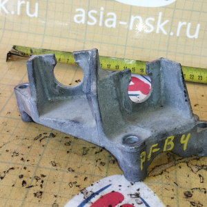 Кронштейн крепления троса Honda R18A1 Civic FD1 2WD m/t на мкпп PFB4 ( RPF-1 ) 24601-RPF-000