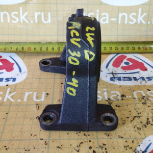 Кронштейн привода Toyota 2AZ-FE Camry ACV30/ACV40 2WD a/t чугун ( 4 ) 43457-33020