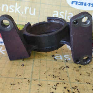 Кронштейн привода Toyota 2AZ-FE Camry ACV30/ACV40 2WD a/t чугун ( 4 ) 43457-33020