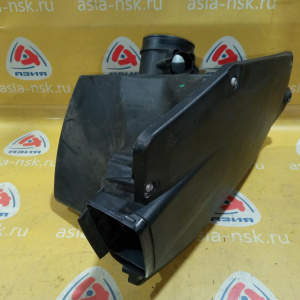 Корпус воздушного фильтра BMW 3-Series E90 N53B30A без ДМРВ 13717579119 '2010