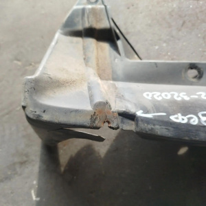 Подкрылок Toyota Vista Ardeo SV50 зад, прав Wagon (пыльник) дефект 52592-32020