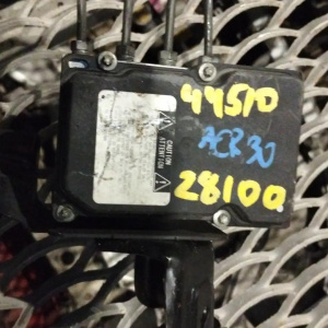 Блок ABS Toyota ACR30/MCR30 Estima 44510-28100