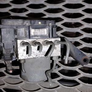 Блок ABS Toyota ACR30/MCR30 Estima 44510-28100