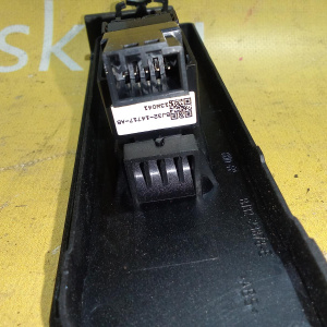 Кнопка стеклоподъемника Land Rover Range Rover Evoque L538 204PT '2013 перед, лев Правый руль BJ3214717AB
