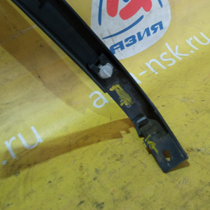 Накладка на крыло Volkswagen 5N0854731B Tiguan 5N1 '2011 Комплект (дефект креплений)