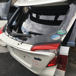 Дверь задняя Toyota C-HR ZYX10 '2016-2019 Спойлер (камера) вст.F4-29 (10-104) без стекла 6700510A10